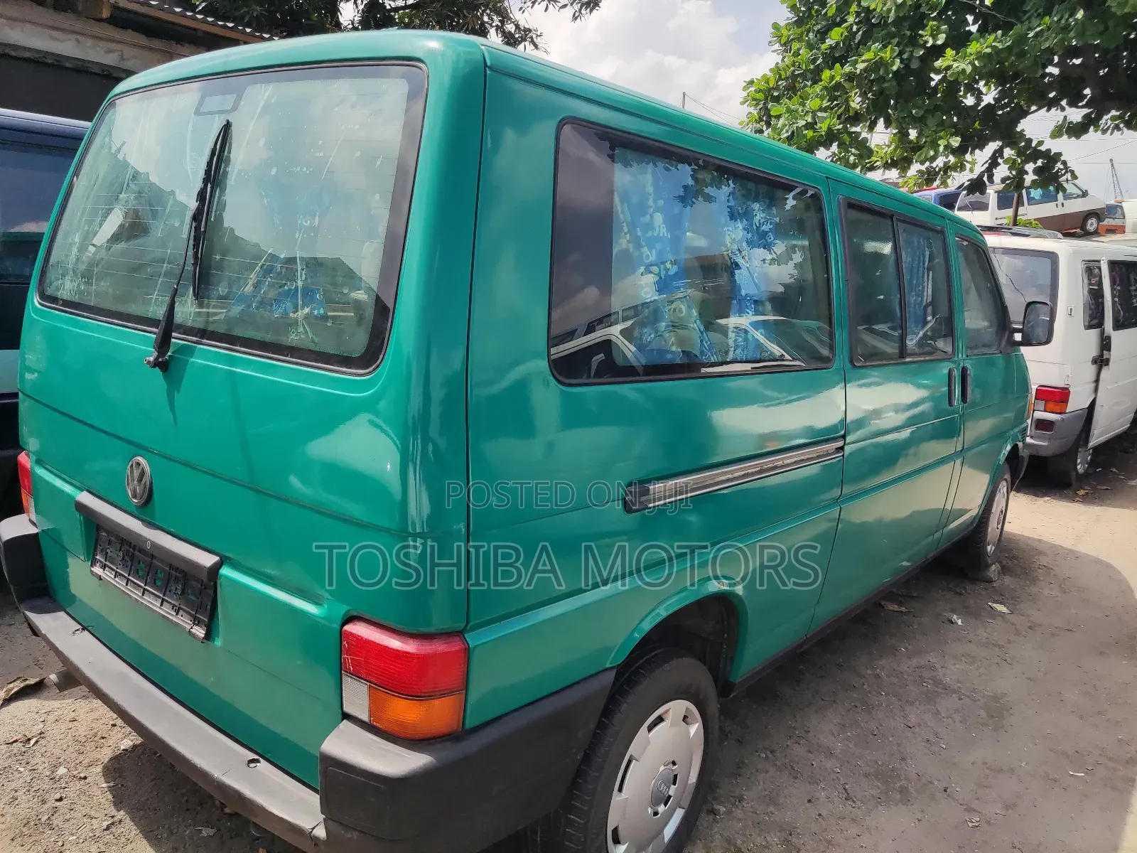 Volkswagen Transporter 2004 Green