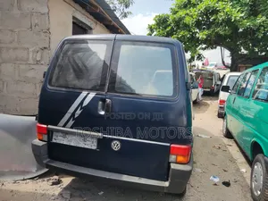 Volkswagen Transporter 2003 Blue