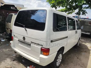 Volkswagen Transporter 2003 White