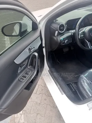 Mercedes-Benz A-Class A 220 4MATIC 2019 White