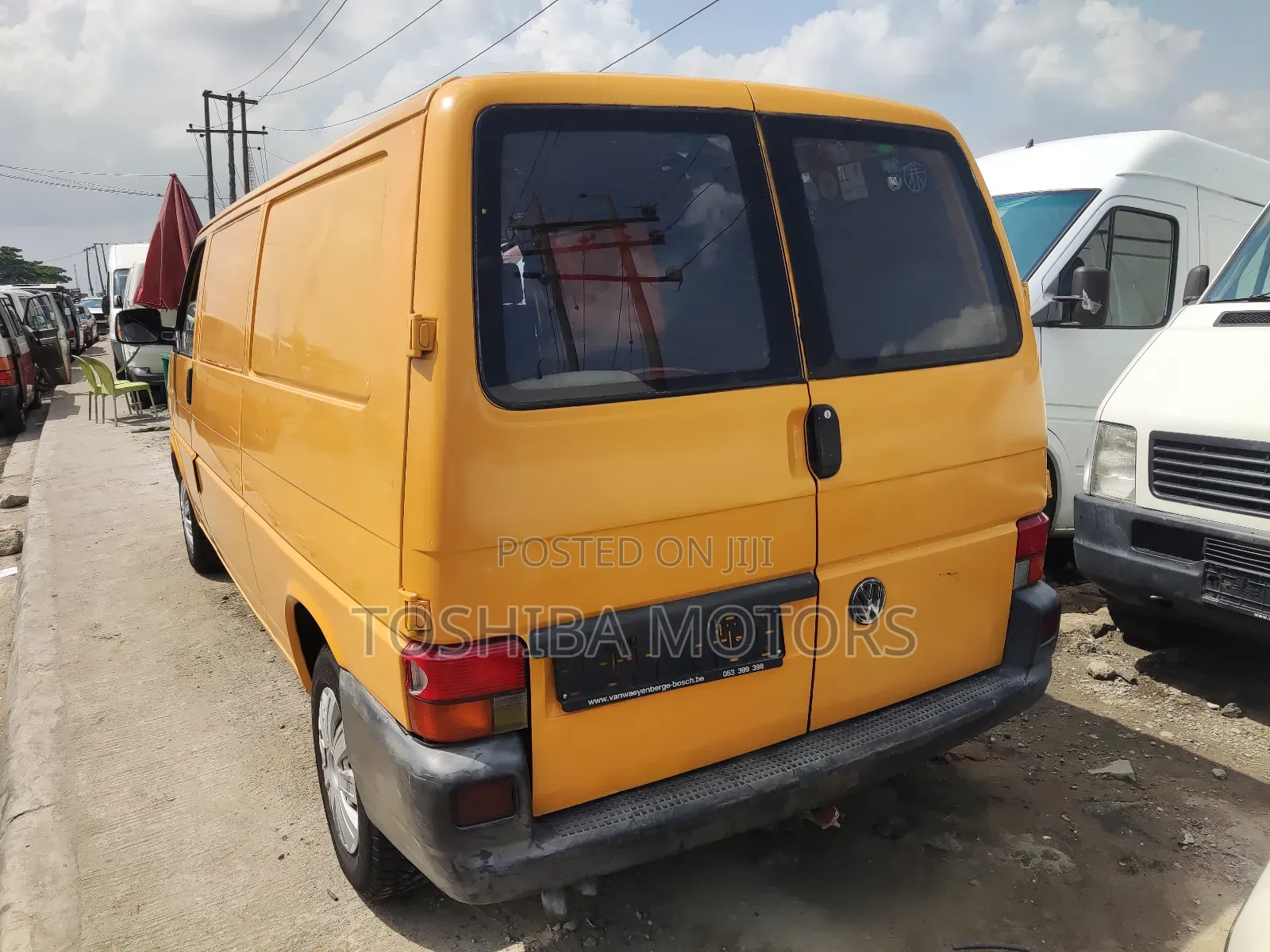 Volkswagen Transporter 2004 Yellow