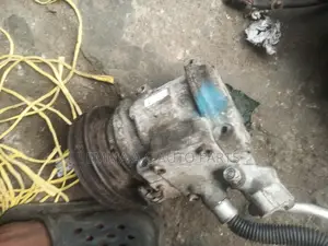 Compressor for Toyota Corolla Matrix 2000/2007 Manuel