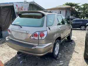 Lexus RX 300 2WD 2002 Gold