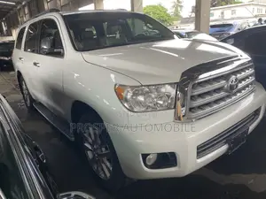 Toyota Sequoia 2010 White
