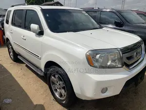 Honda Pilot 2011 White