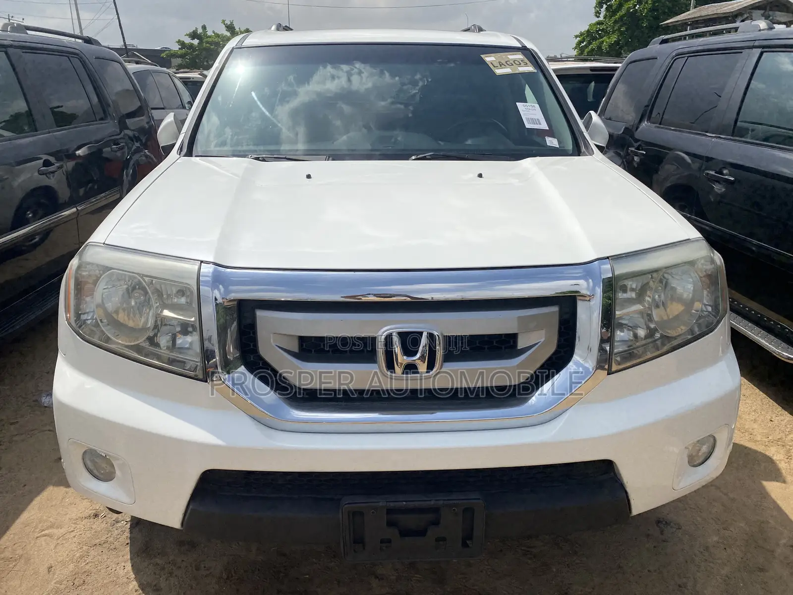 Honda Pilot 2011 White
