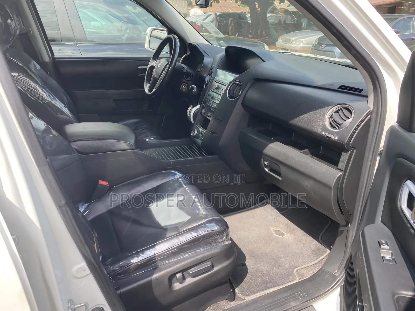 Honda Pilot 2011 White
