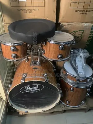 Pearl Roadshow 5pcs Professional Drum Set