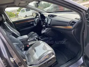 Honda CR-V Touring 4dr SUV AWD (1.5L 4cyl CVT) 2017 Gray