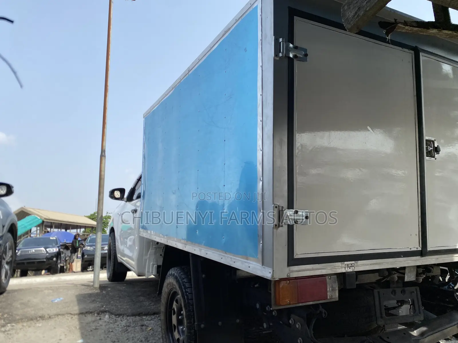 Toyota Hilux 2022 White