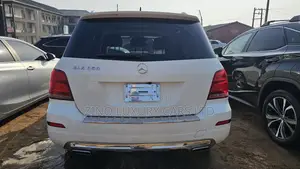 Mercedes-Benz GLK-Class 350 4MATIC 2013 White