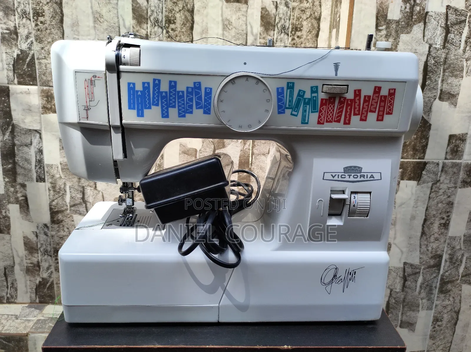 Table Top Sewing Machines