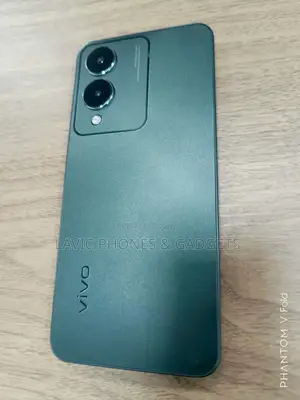 New Vivo Y17s 128 GB Green