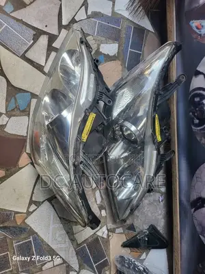 Es350 Charger Headlight