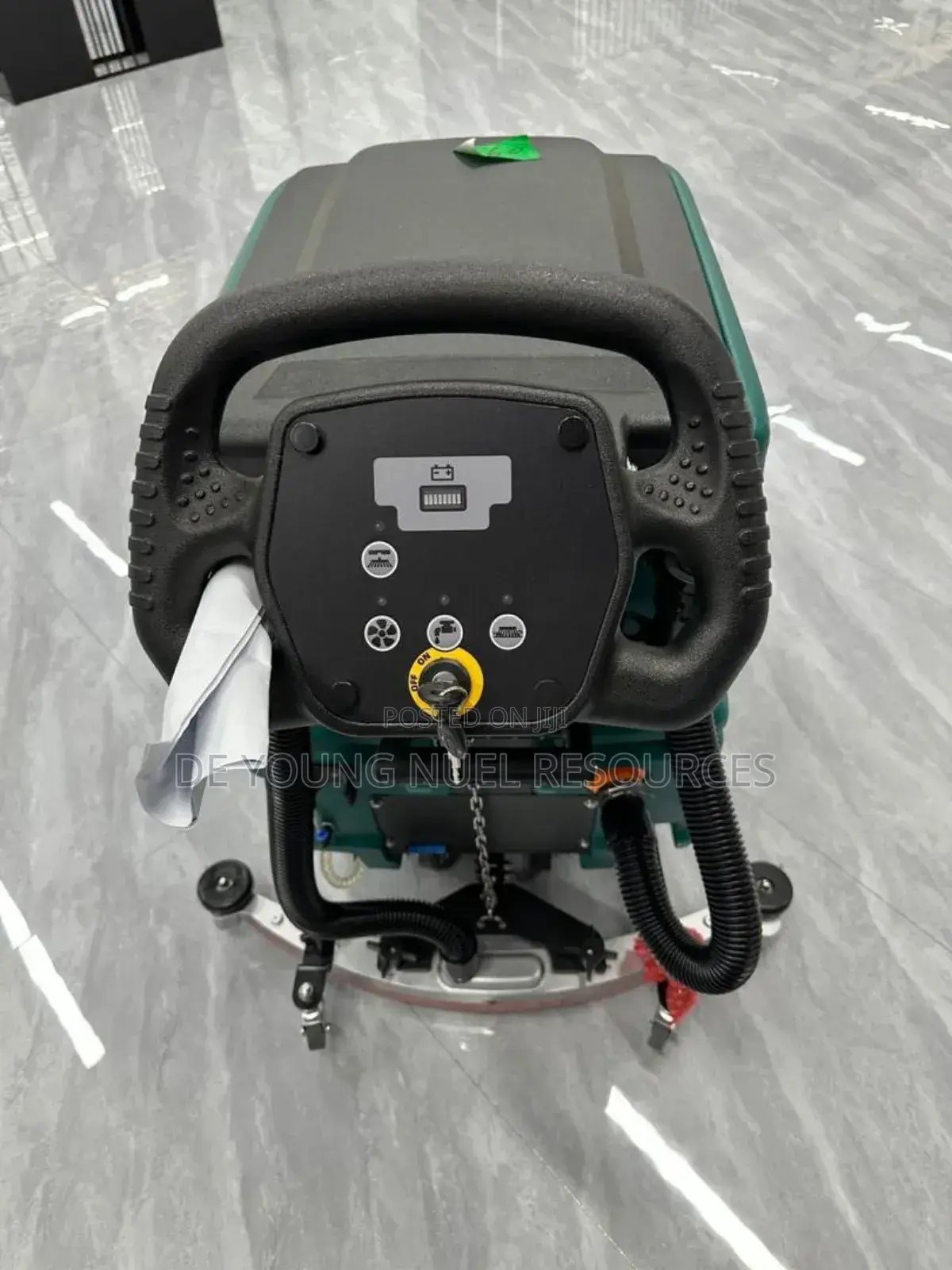 Strong Automatic Floor Scrubbing Machine