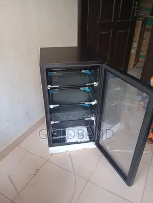 Hisense 91L Standard Glass Door Beverage Chiller Jc-94