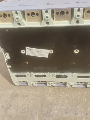 800A 4-Poles Connector