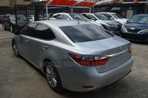 Lexus ES 2014 Silver