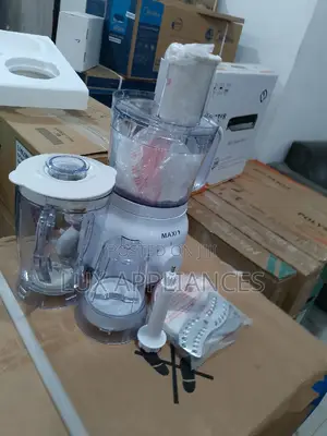 The Maxi Food Processor