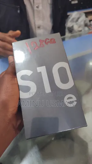 New Samsung Galaxy S10e 128 GB