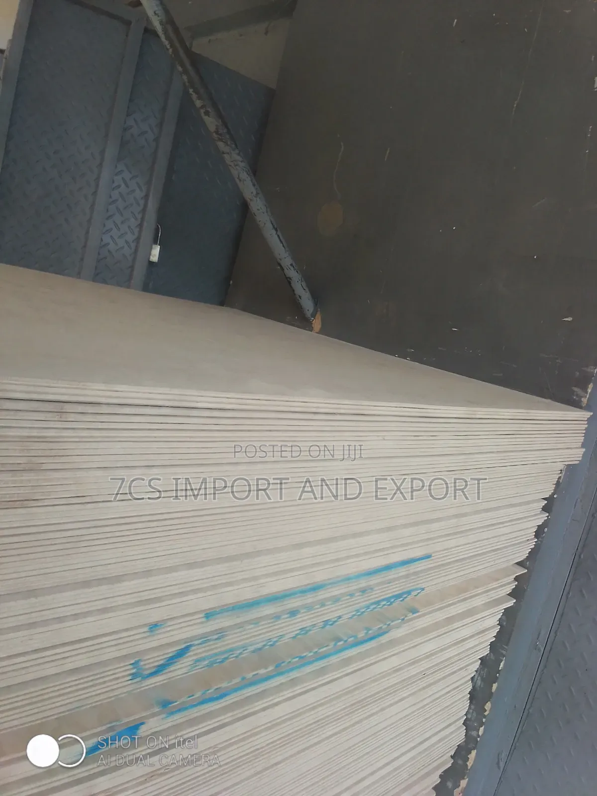 Quality Cement Board in Top Condition