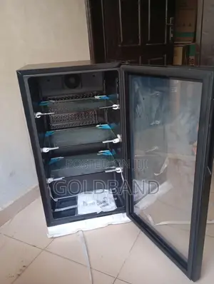 Hisense 91L Triple Cool Glass Door Beverage Chiller Jc-94