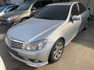 Mercedes-Benz C200 2012 Silver