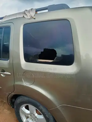Dm for Vent Glass for Honda Pilot 2010 Available