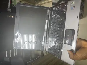 New Laptop HP Compaq 6530b 4GB Intel Core 2 Quad SSD 160GB
