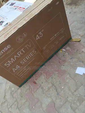 Hisense Television Smart 43"