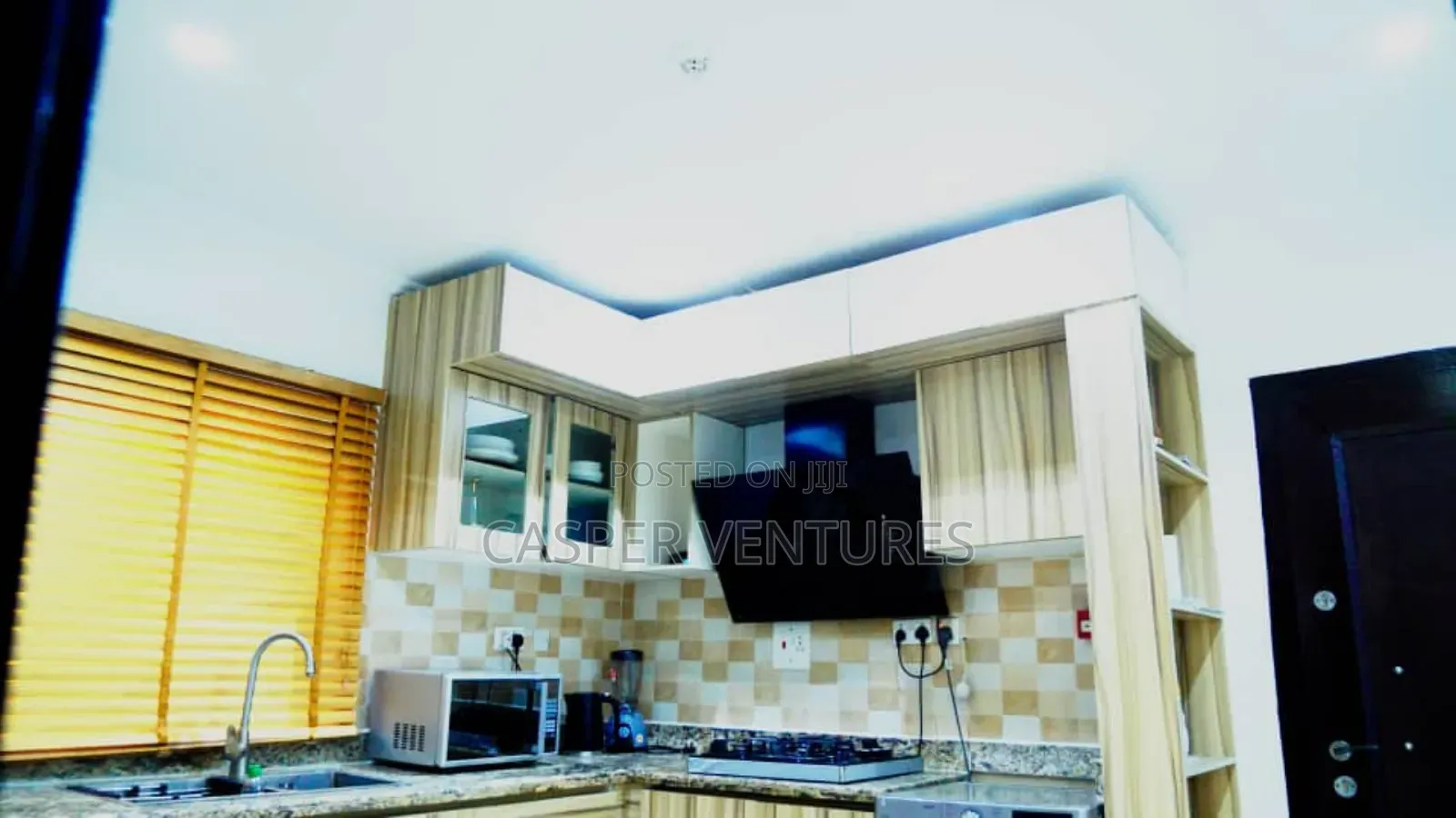Luxurious 4bed With Pool in Lekki