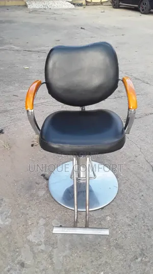 Imported Executive Salon Rolling Barber Chair