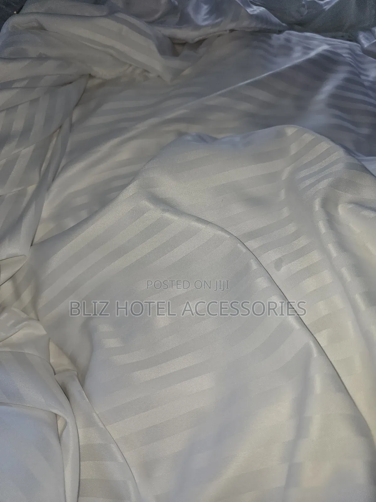 Stripe White Bedsheet Beddings