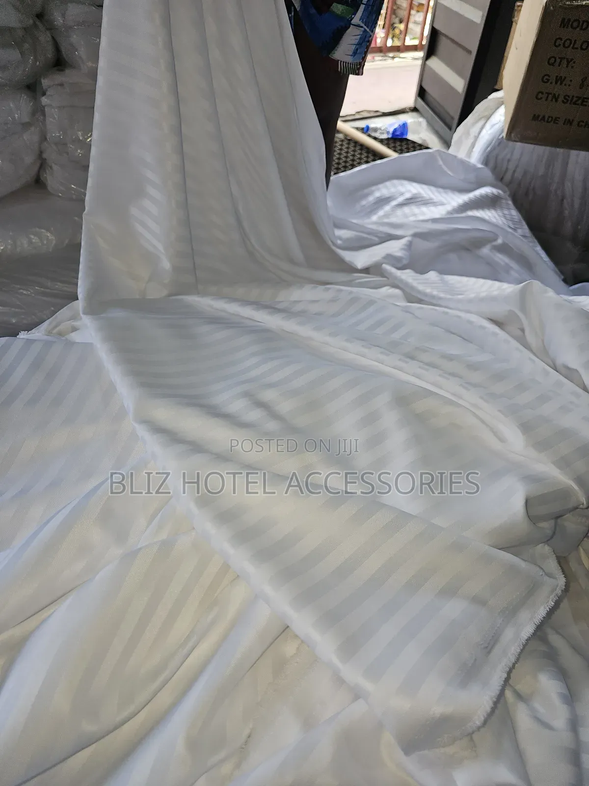 Stripe White Bedsheet Beddings