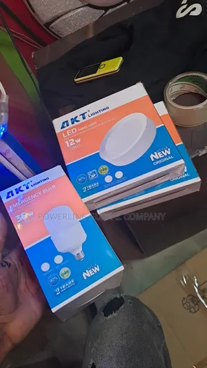 18w Surface Light White for Homes/ Hotels/ Lounges/ Offices