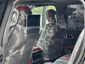 New Toyota Hilux 2023 Black