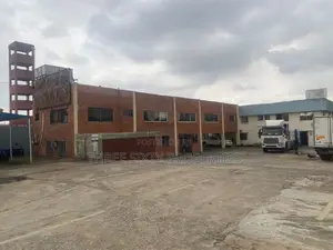Warehouse With Office in 5,600sqm Land