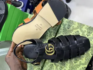 Gucci Leather Luxury Shoe Sandal