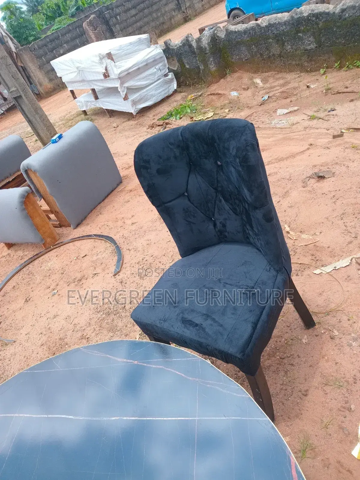 Quality Dining Set