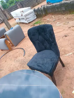 Quality Dining Set