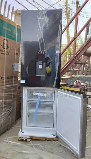 Original>Hisense Glass Face 350 L With Dispenser Double Door