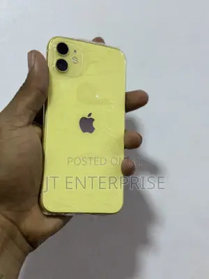Apple iPhone 11 64 GB Yellow