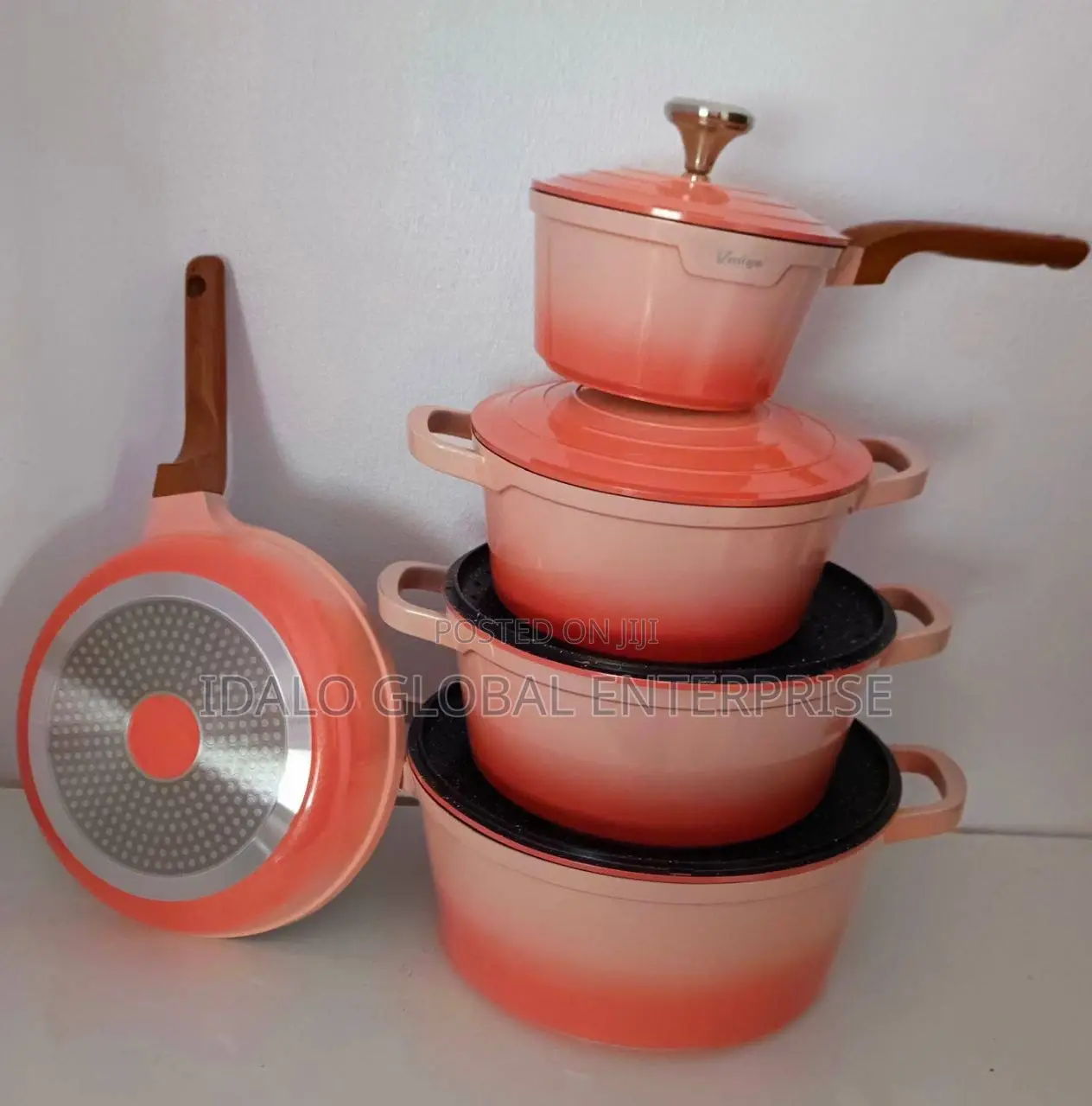 Vmigo Cookware Set