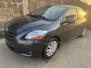Toyota Yaris 2007 Gray