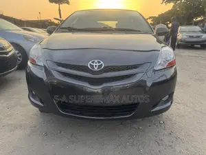 Toyota Yaris 1.3 VVT-i 2007 Gray