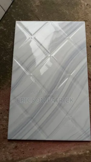 25/40 Wall Tile