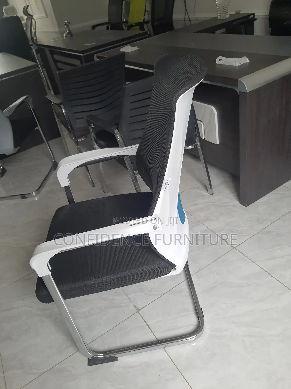 High Quality Executive Mesh Visitors Chair