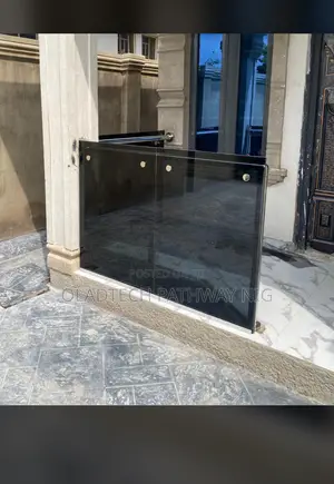 Frameless Rail Grey Glass