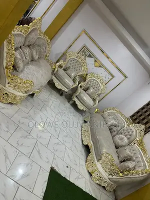 Luxury 8 Seaters Egyptian Royal Sofa Chair