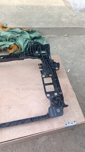 Lamborghini Urus Radiator Support